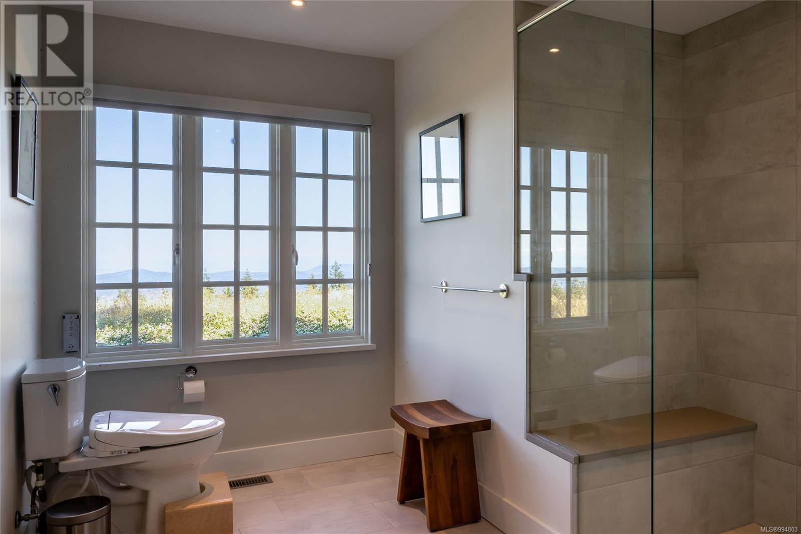  377 Seymour Heights, Salt Spring