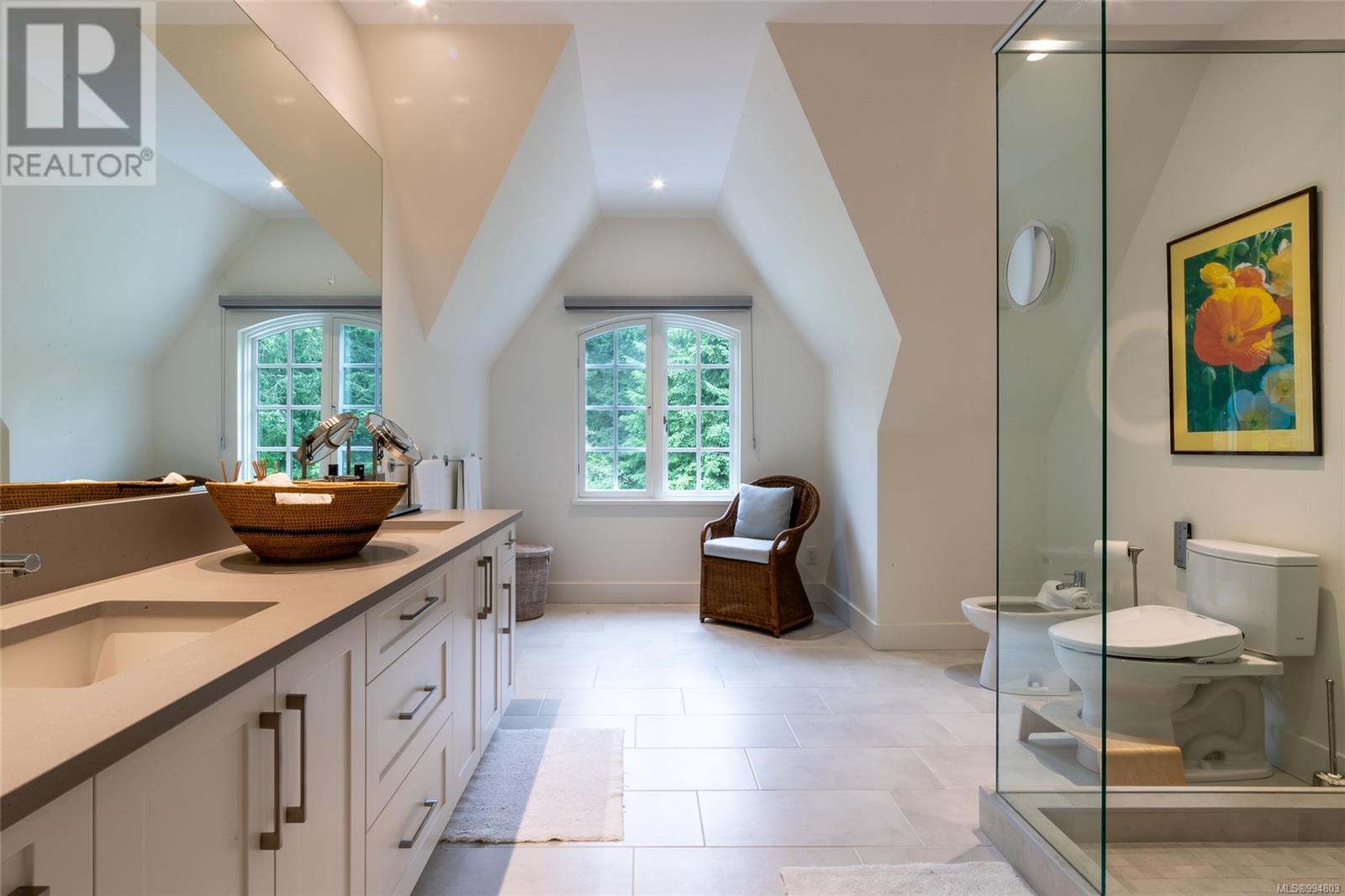  377 Seymour Heights, Salt Spring
