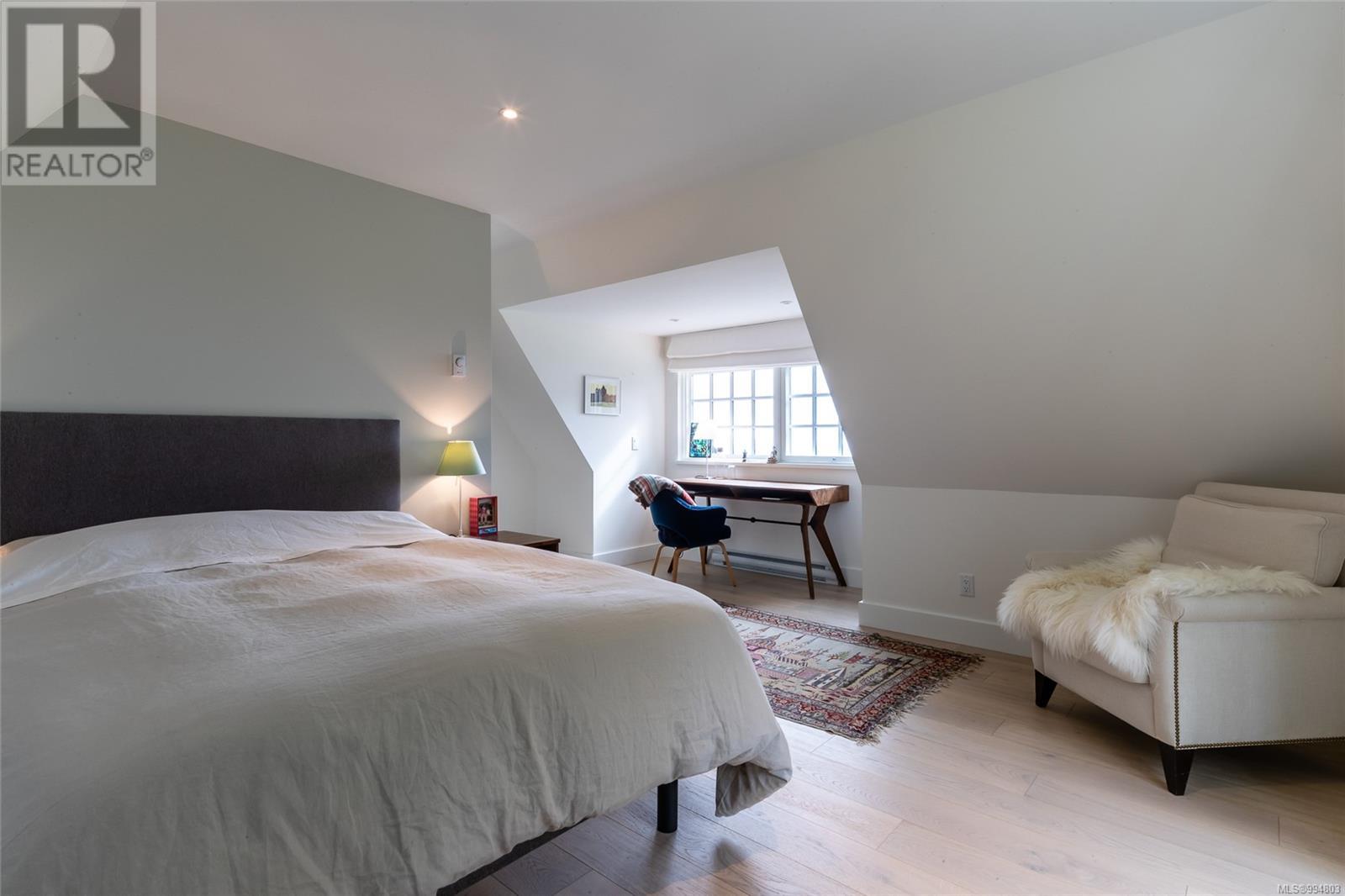  377 Seymour Heights, Salt Spring