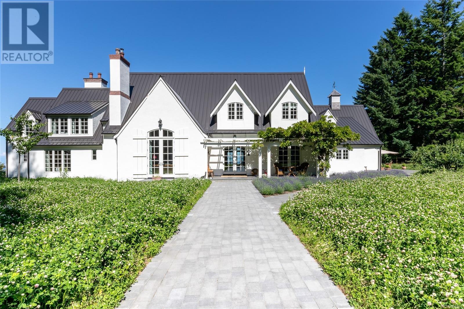  377 Seymour Heights, Salt Spring