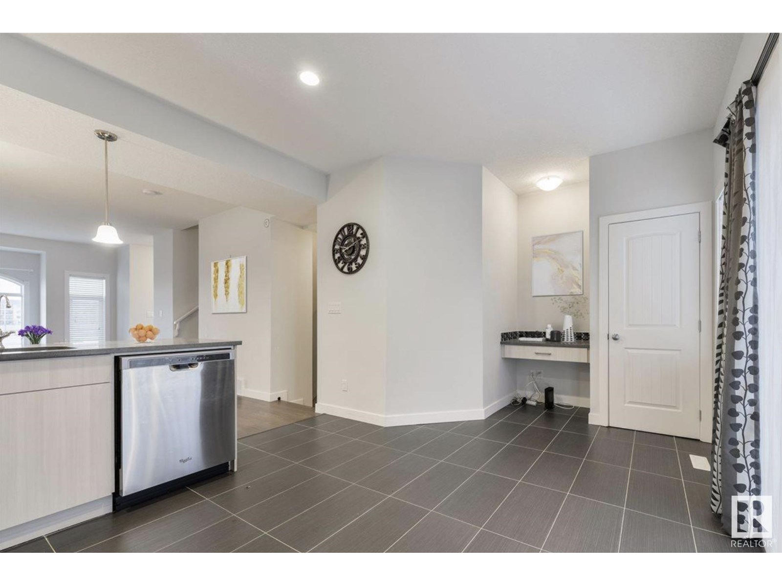 Photo 13 of 35 723 172 St Sw, Edmonton AB
