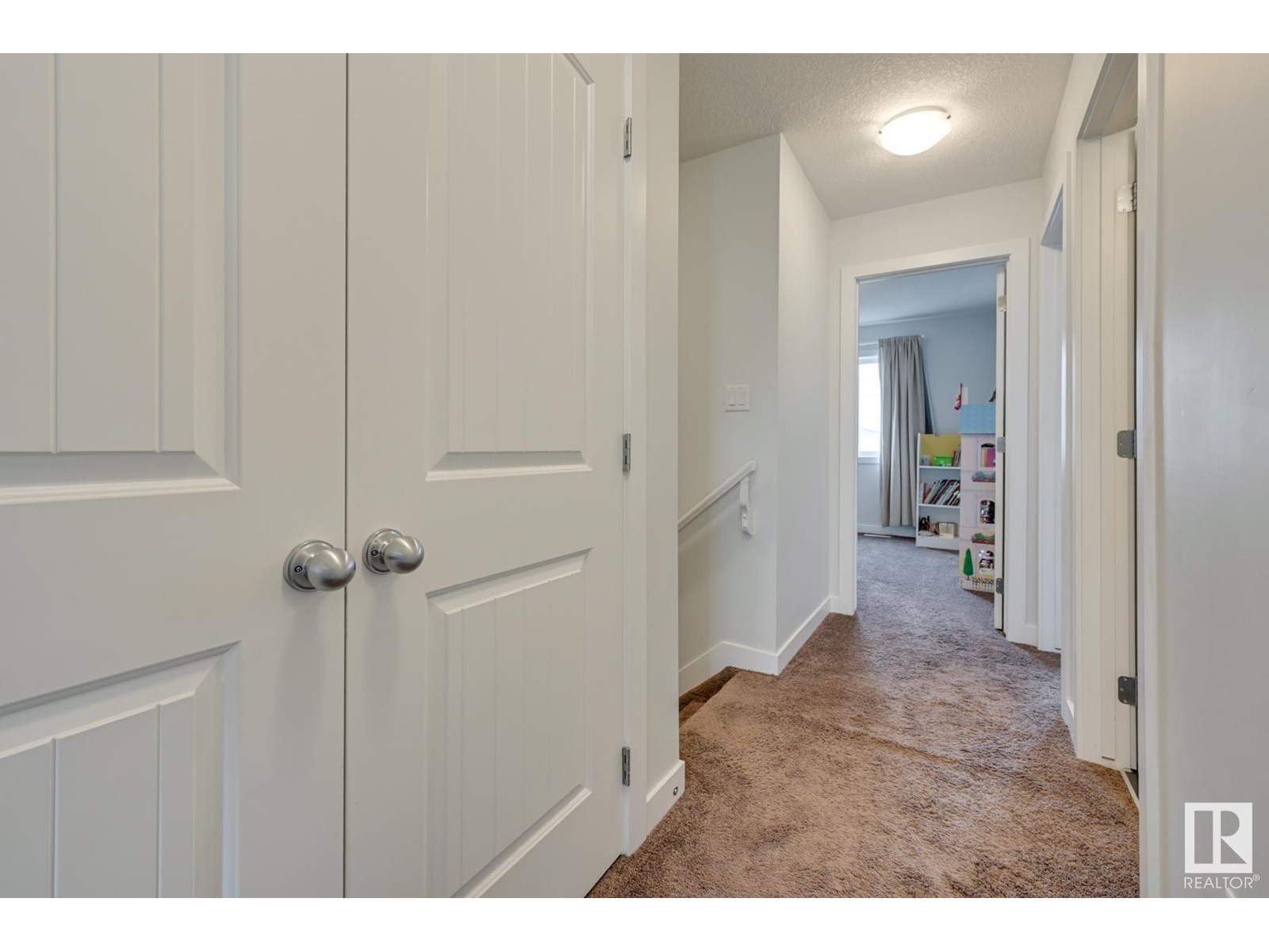 Photo 20 of 35 723 172 St Sw, Edmonton AB