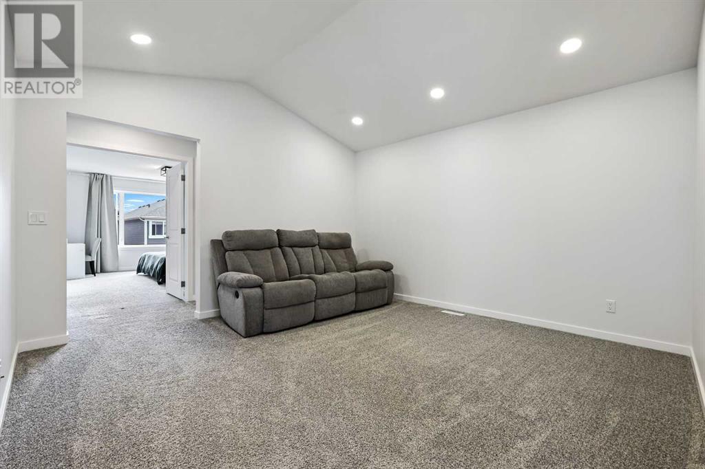 Single Family House for Sale in  Magnolia Court SE Mahogany Calgary 