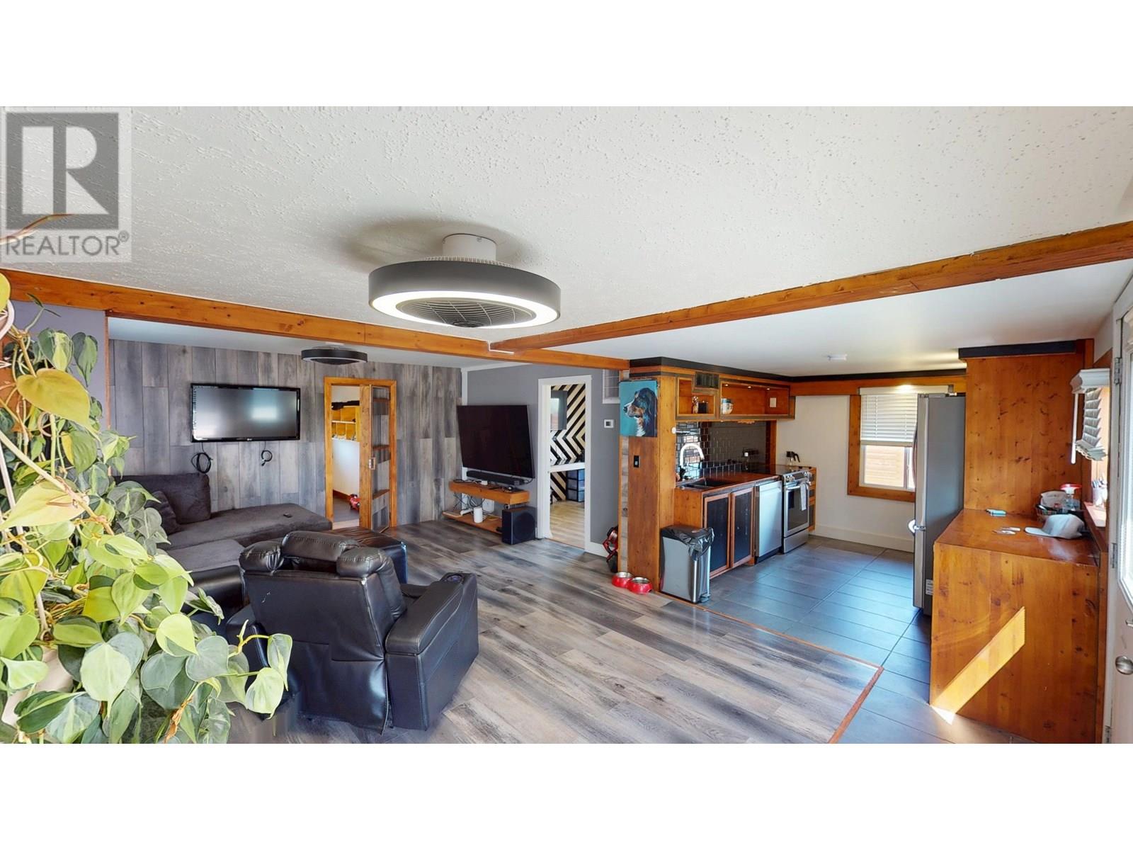 Photo 22 of 11004 101 Avenue, Fort St John BC