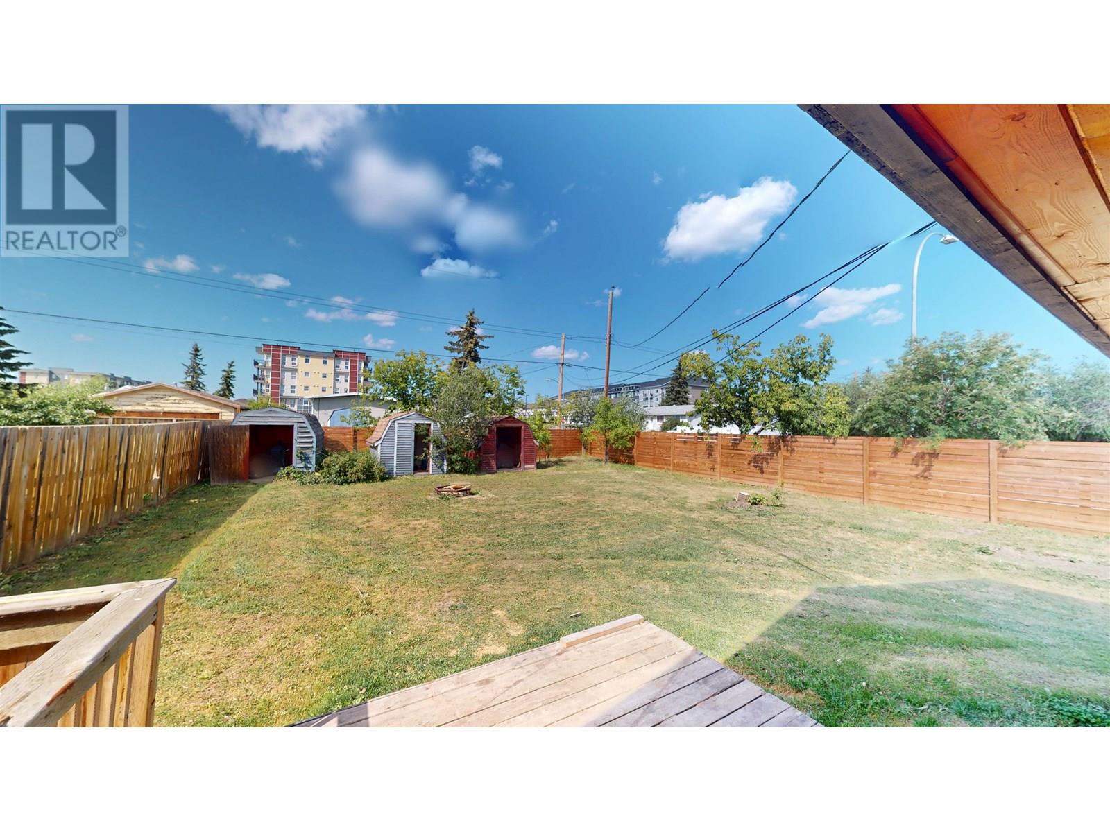 Photo 5 of 11004 101 Avenue, Fort St John BC