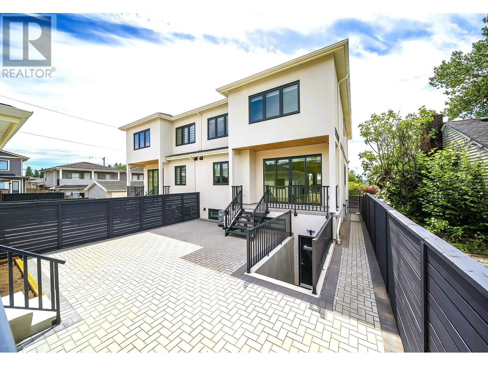 Photo 7 of 1 6691 Winch Street, Burnaby BC