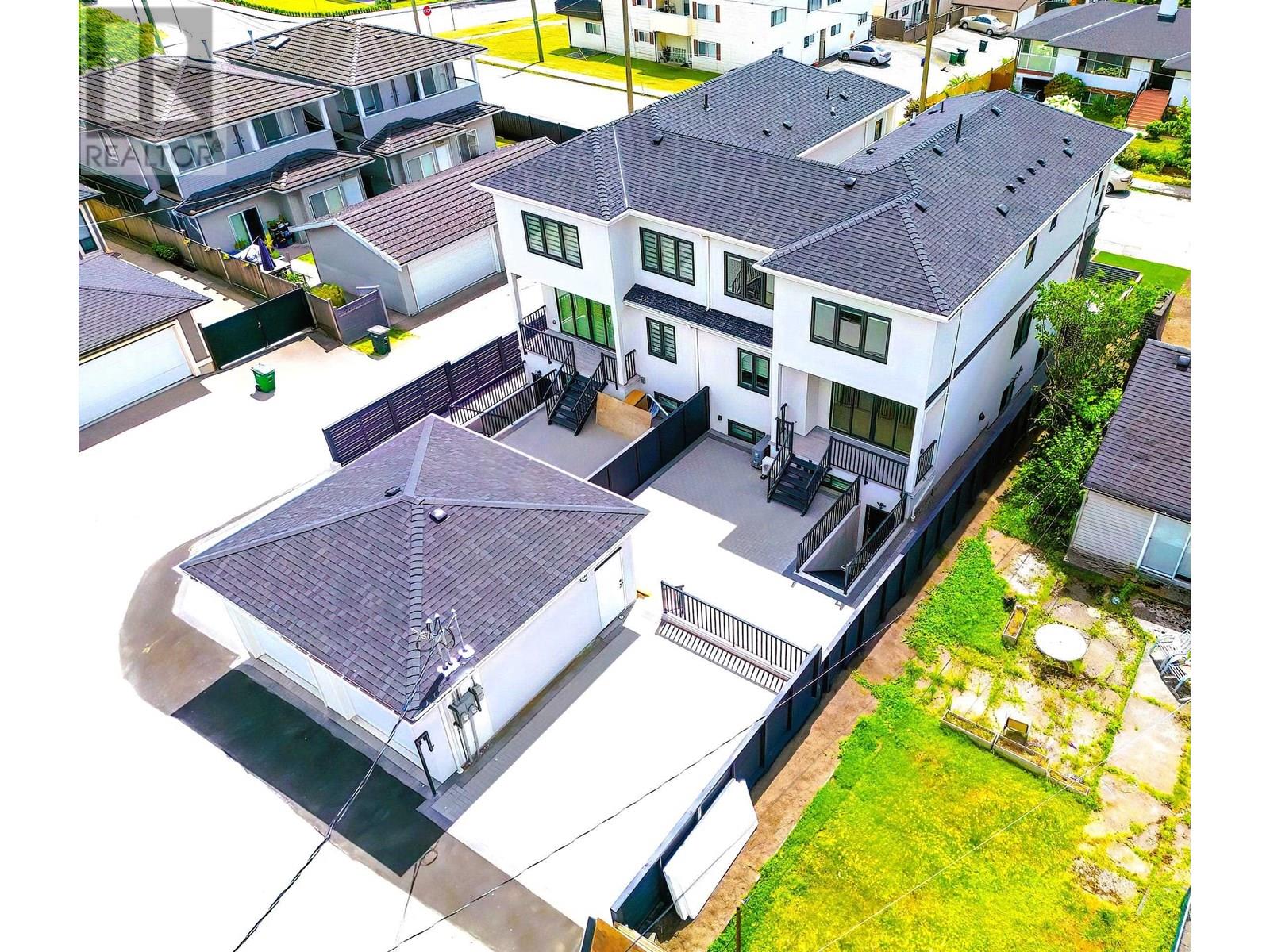 Photo 12 of 1 6691 Winch Street, Burnaby BC