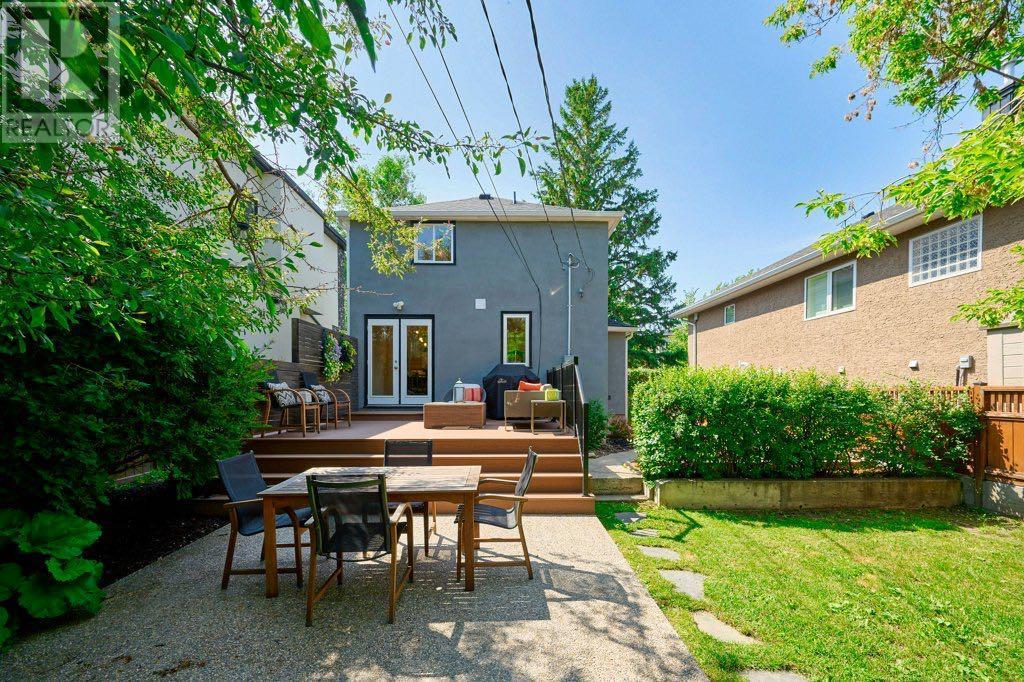 Single Family House for Sale in   Avenue NE Renfrew Calgary 