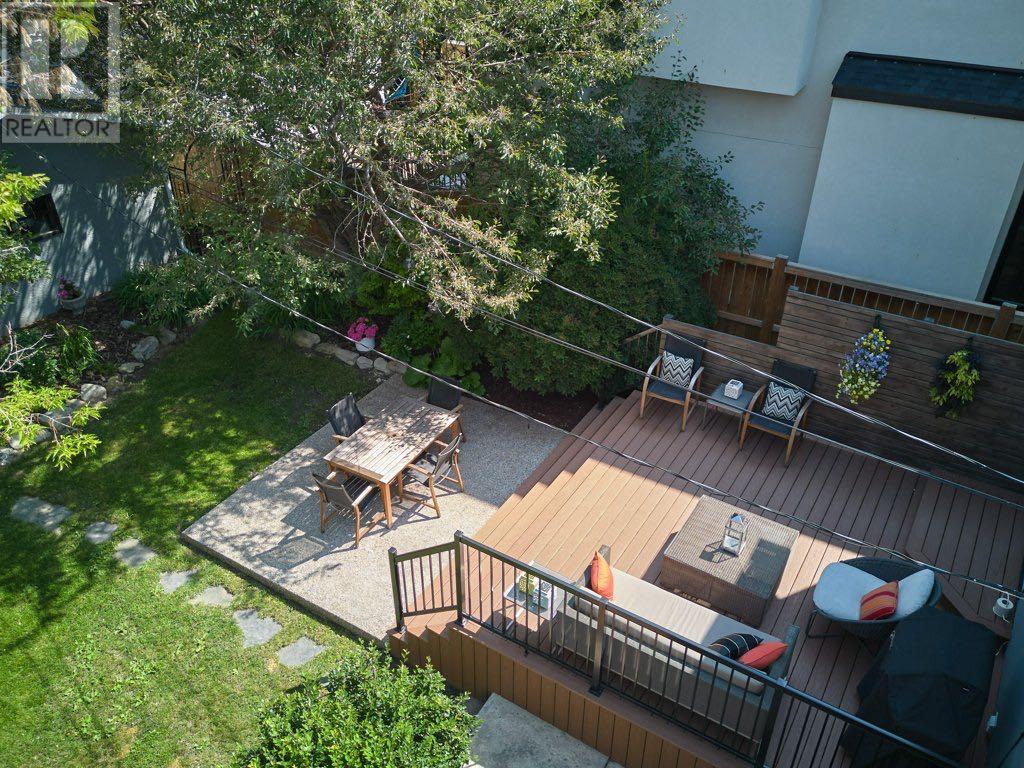 Single Family House for Sale in   Avenue NE Renfrew Calgary 