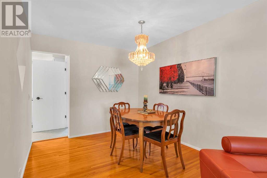 Single Family House Bungalow for Sale in  Hunterbow Crescent NW Huntington Hills Calgary 