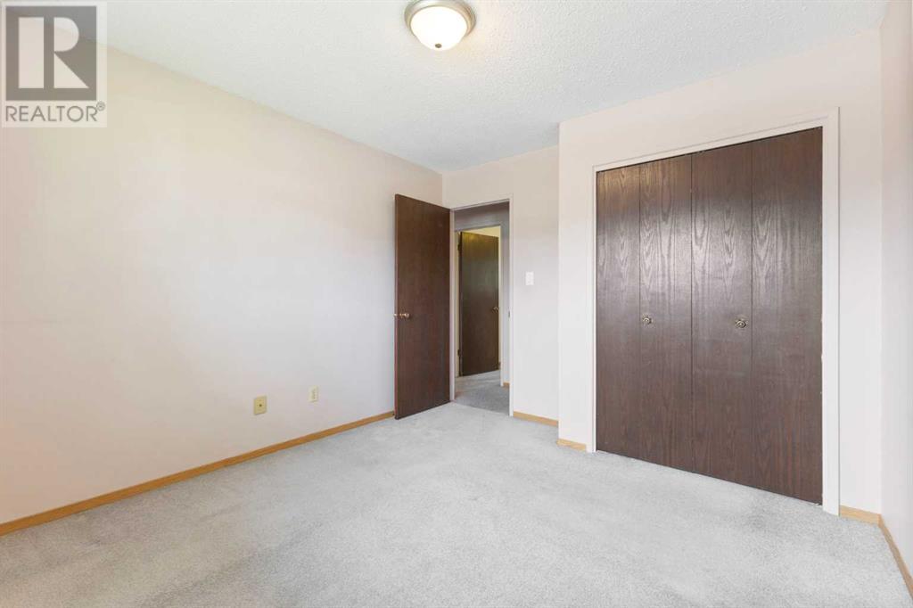 Single Family House Bungalow for Sale in  Rundleridge Road NE Rundle Calgary 