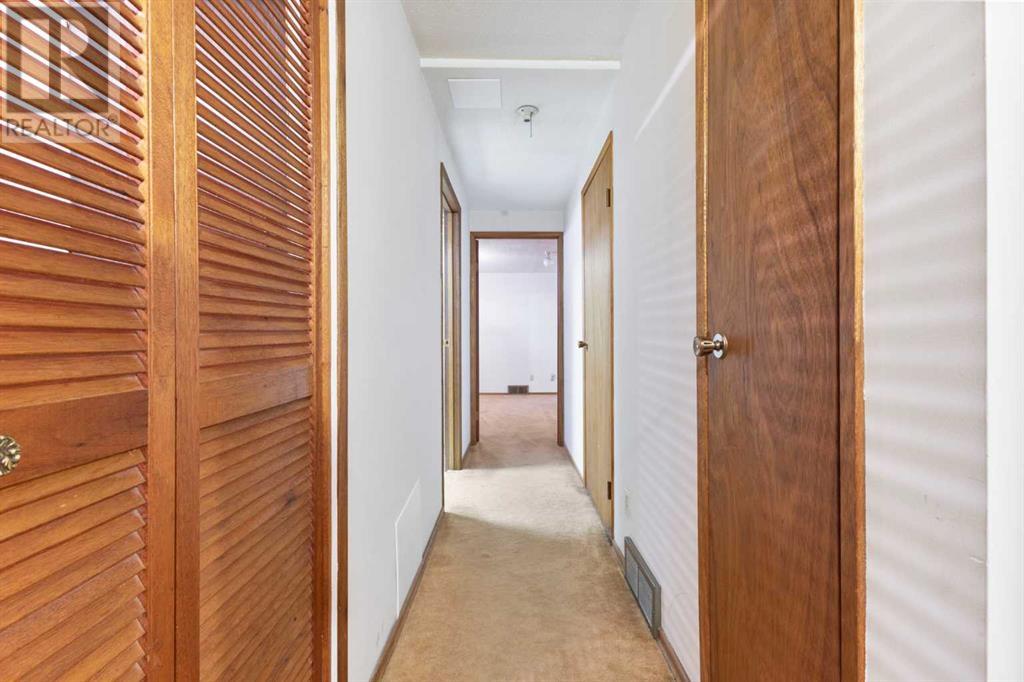 Single Family House Bungalow for Sale in  Rundleridge Road NE Rundle Calgary 