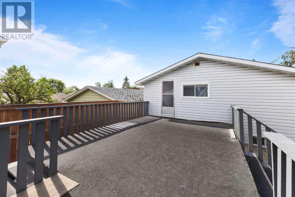 Single Family House Bungalow for Sale in  Rundleridge Road NE Rundle Calgary 