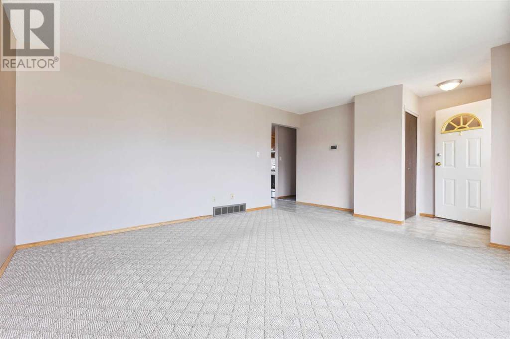 Single Family House Bungalow for Sale in  Rundleridge Road NE Rundle Calgary 