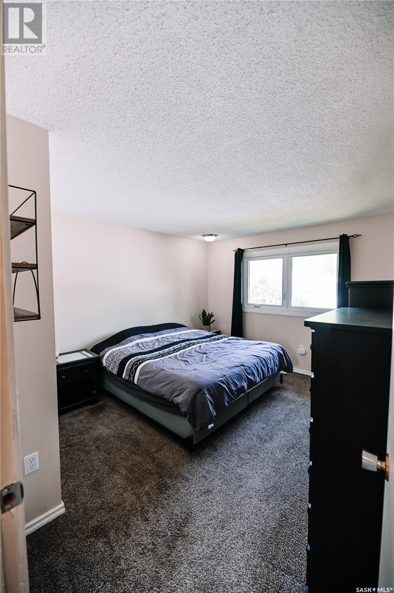 Single Family House for Sale in  th AVENUE E Prince Albert 