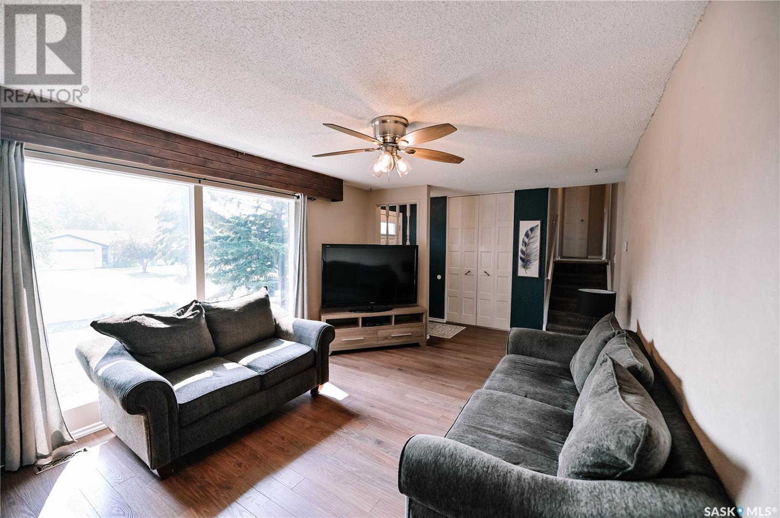 Single Family House for Sale in  th AVENUE E Prince Albert 