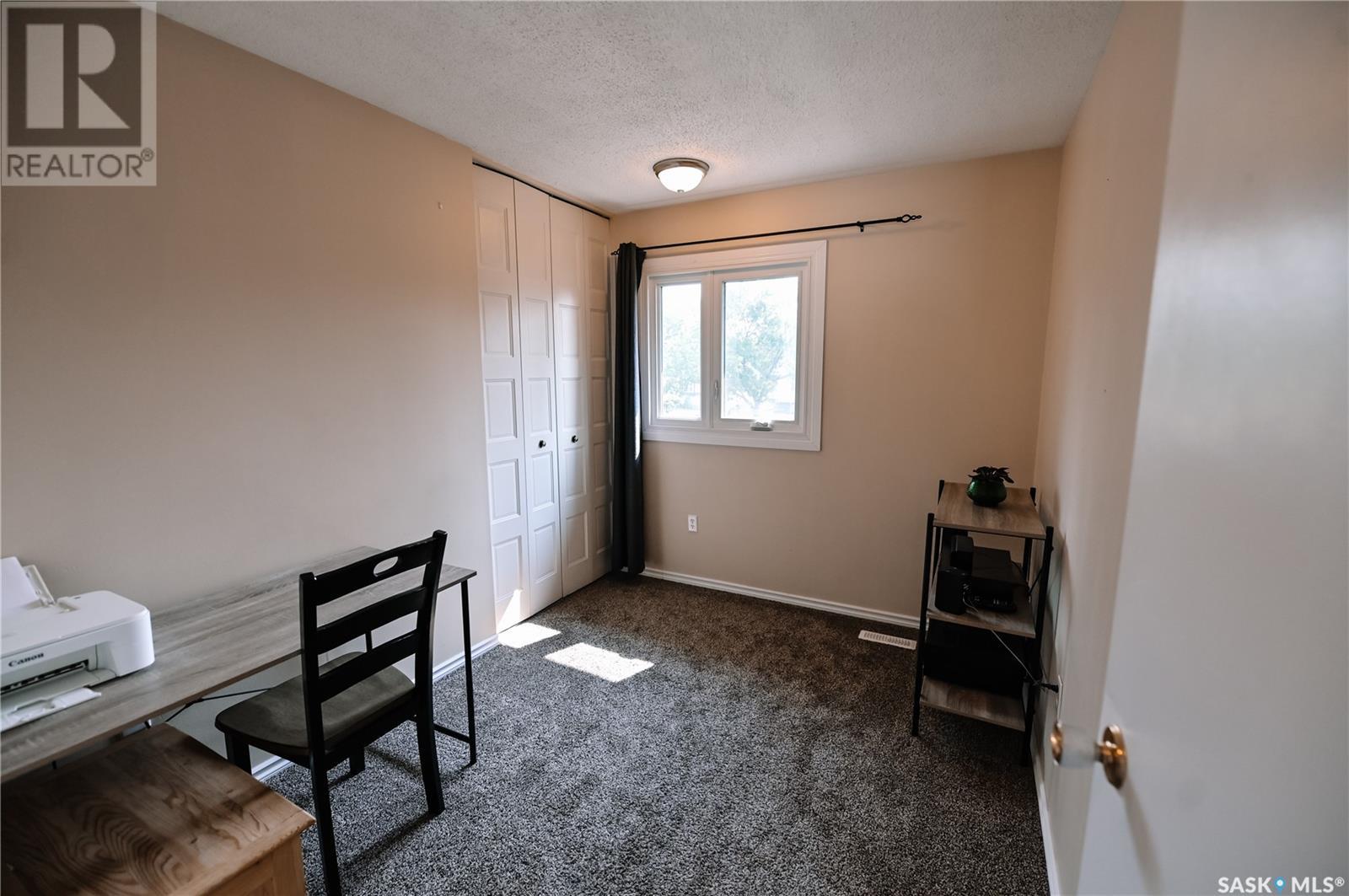 Single Family House for Sale in  th AVENUE E Prince Albert 