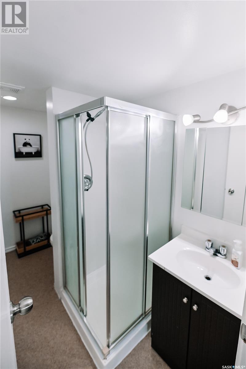 Single Family House for Sale in  th AVENUE E Prince Albert 