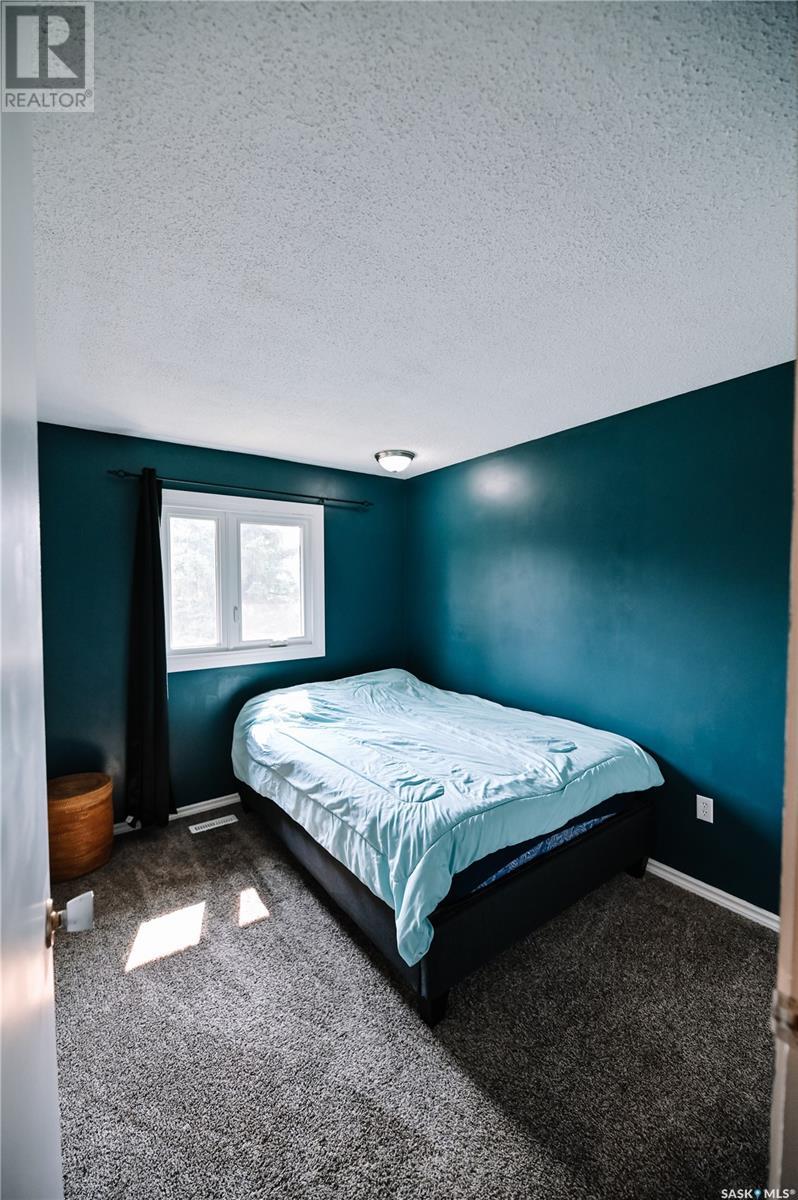 Single Family House for Sale in  th AVENUE E Prince Albert 