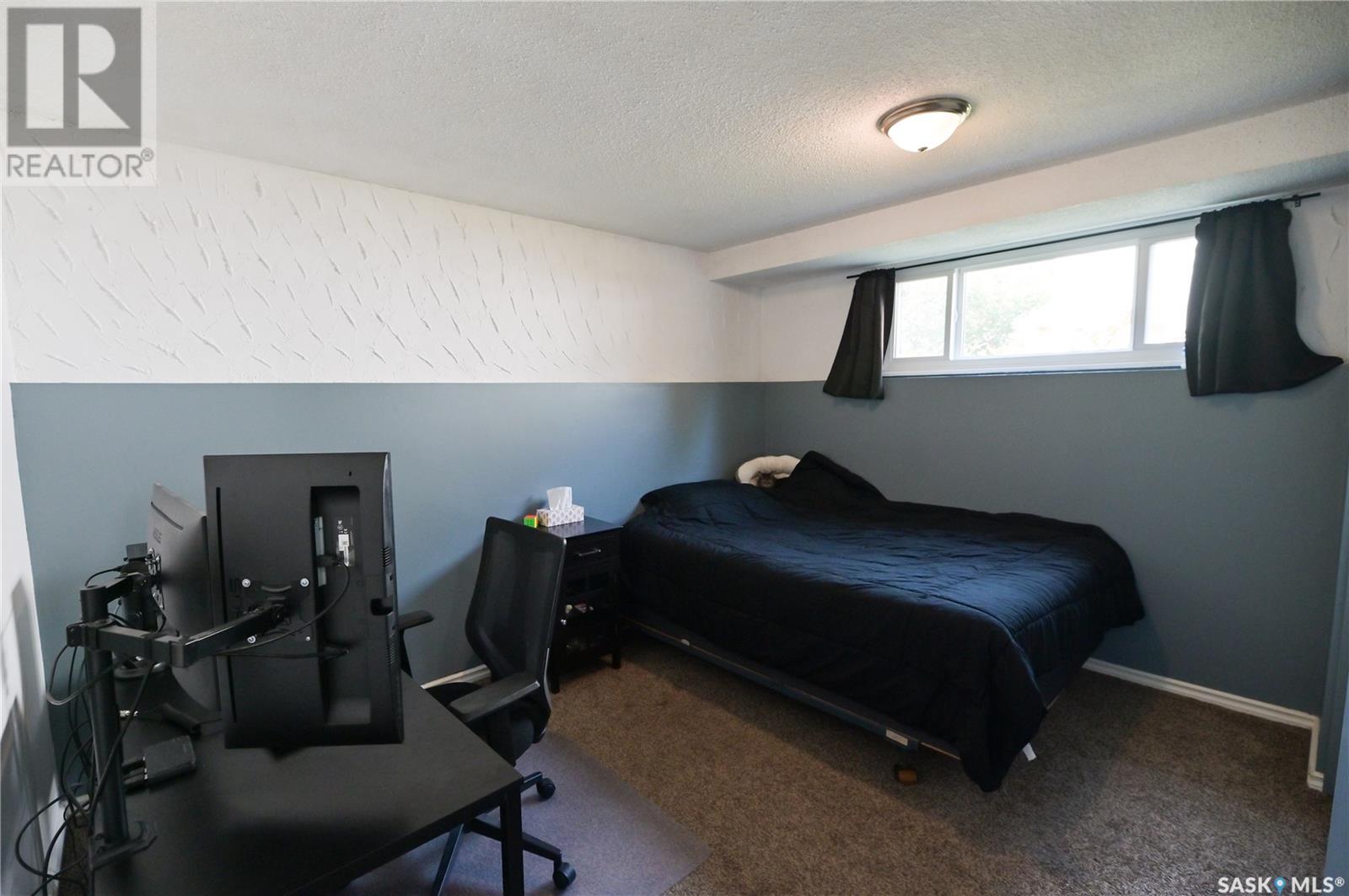 Single Family House for Sale in  th AVENUE E Prince Albert 