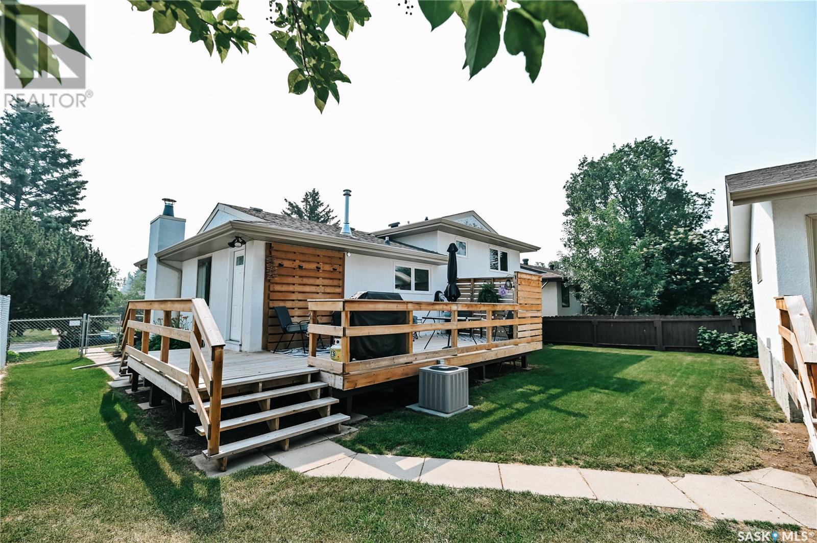 Single Family House for Sale in  th AVENUE E Prince Albert 