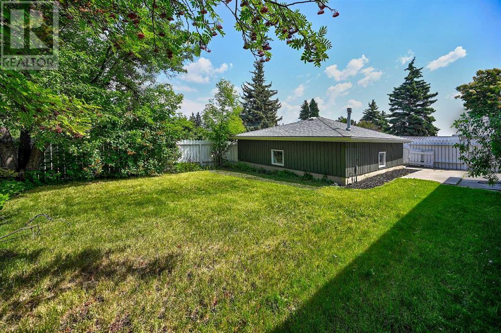 Single Family House Bungalow for Sale in  Cantabrian Drive SW Canyon Meadows Calgary 