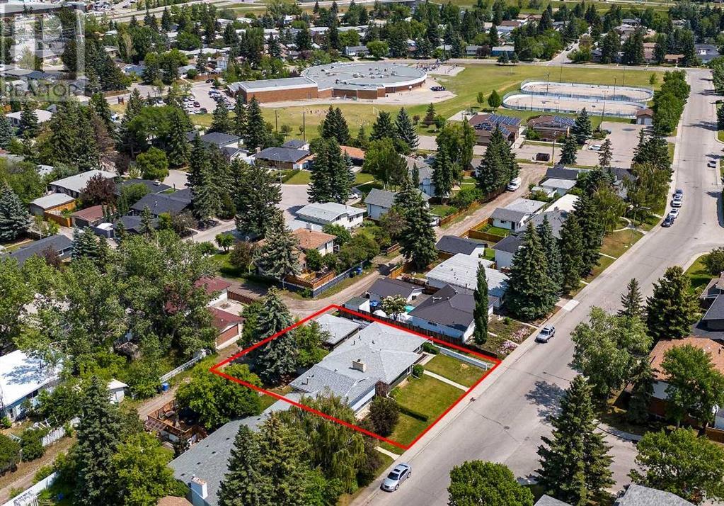 Single Family House Bungalow for Sale in  Cantabrian Drive SW Canyon Meadows Calgary 