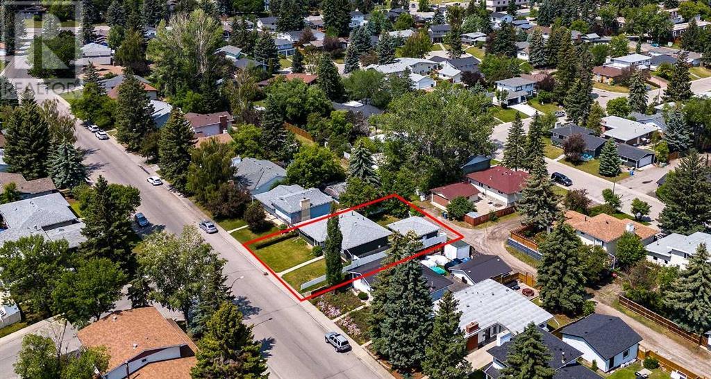 Single Family House Bungalow for Sale in  Cantabrian Drive SW Canyon Meadows Calgary 