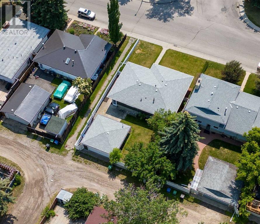 Single Family House Bungalow for Sale in  Cantabrian Drive SW Canyon Meadows Calgary 