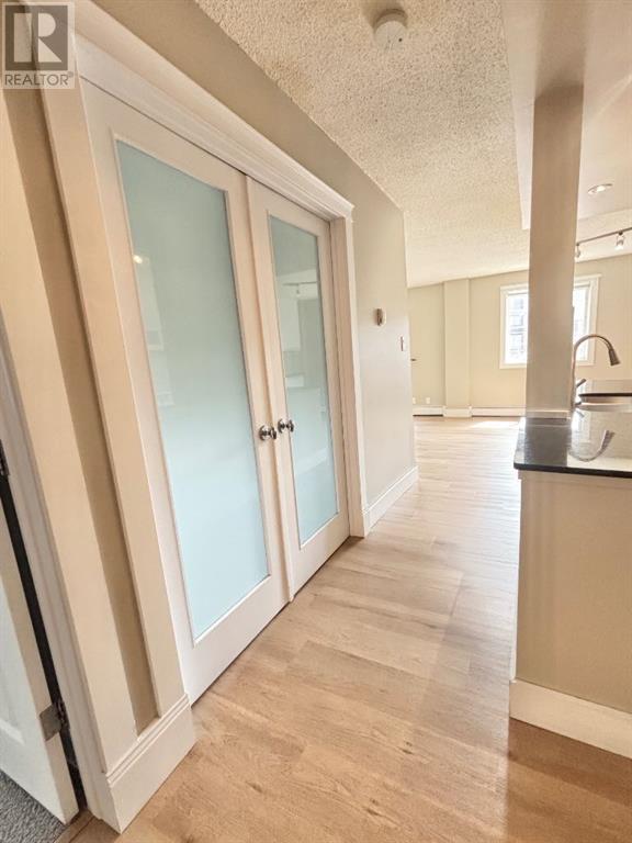 Single Family House for Sale in    Avenue SW Windsor Park Calgary 