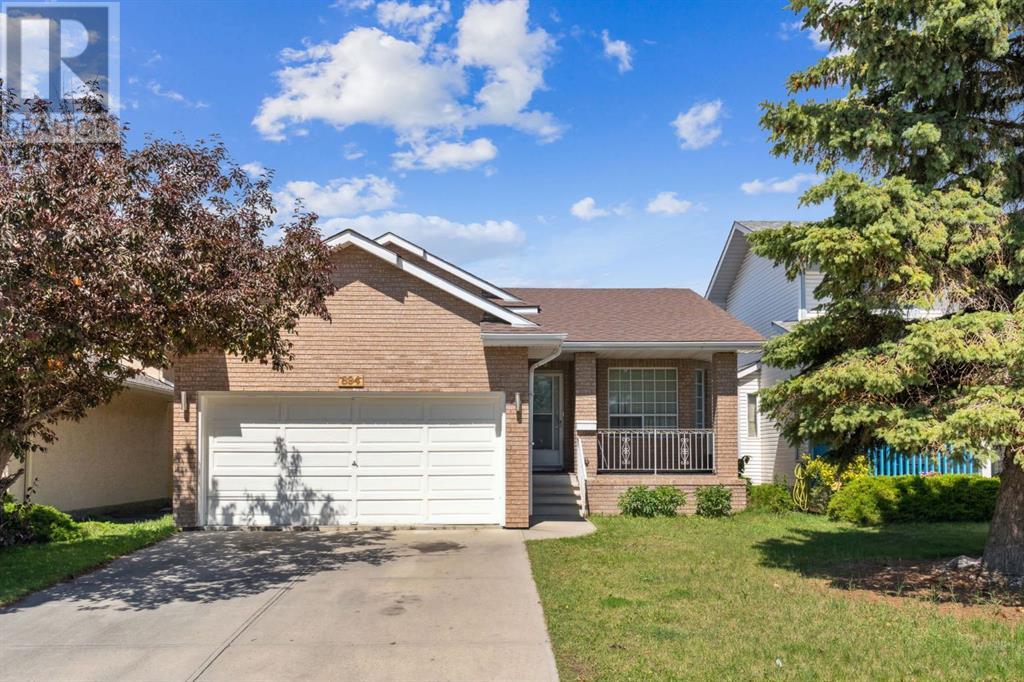 Single Family House 4 Level for Sale in  Applewood Drive SE Applewood Park Calgary 
