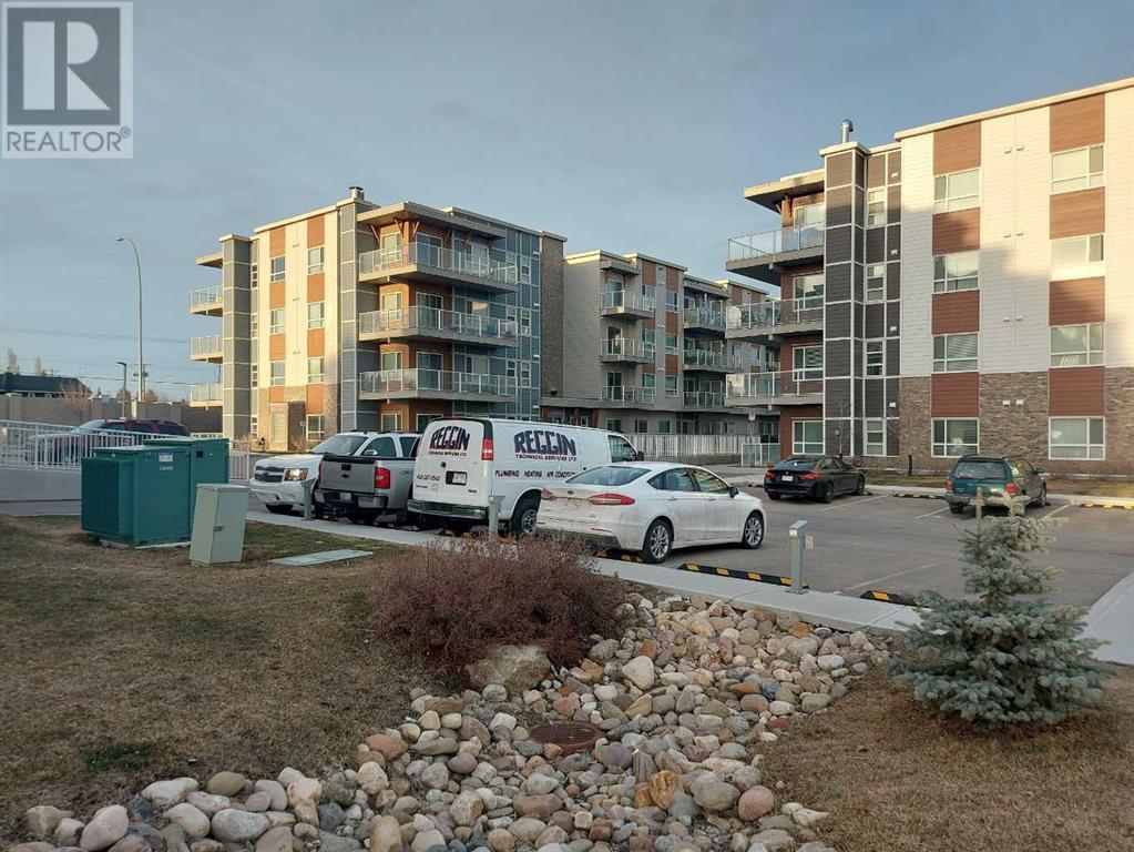 Single Family House for Sale in   HARVEST HILLS Place NE Harvest Hills Calgary 