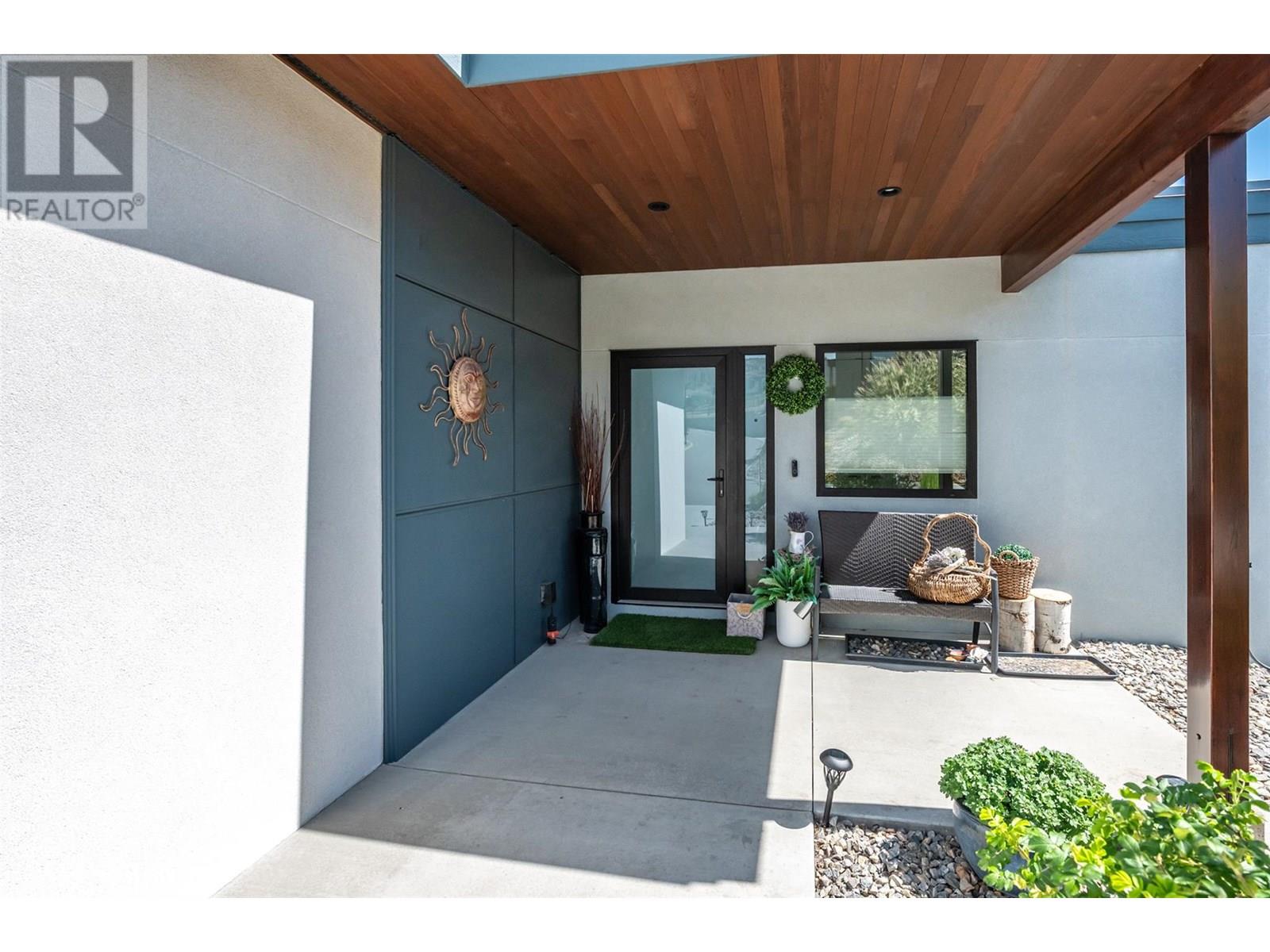  123 View Road, Penticton