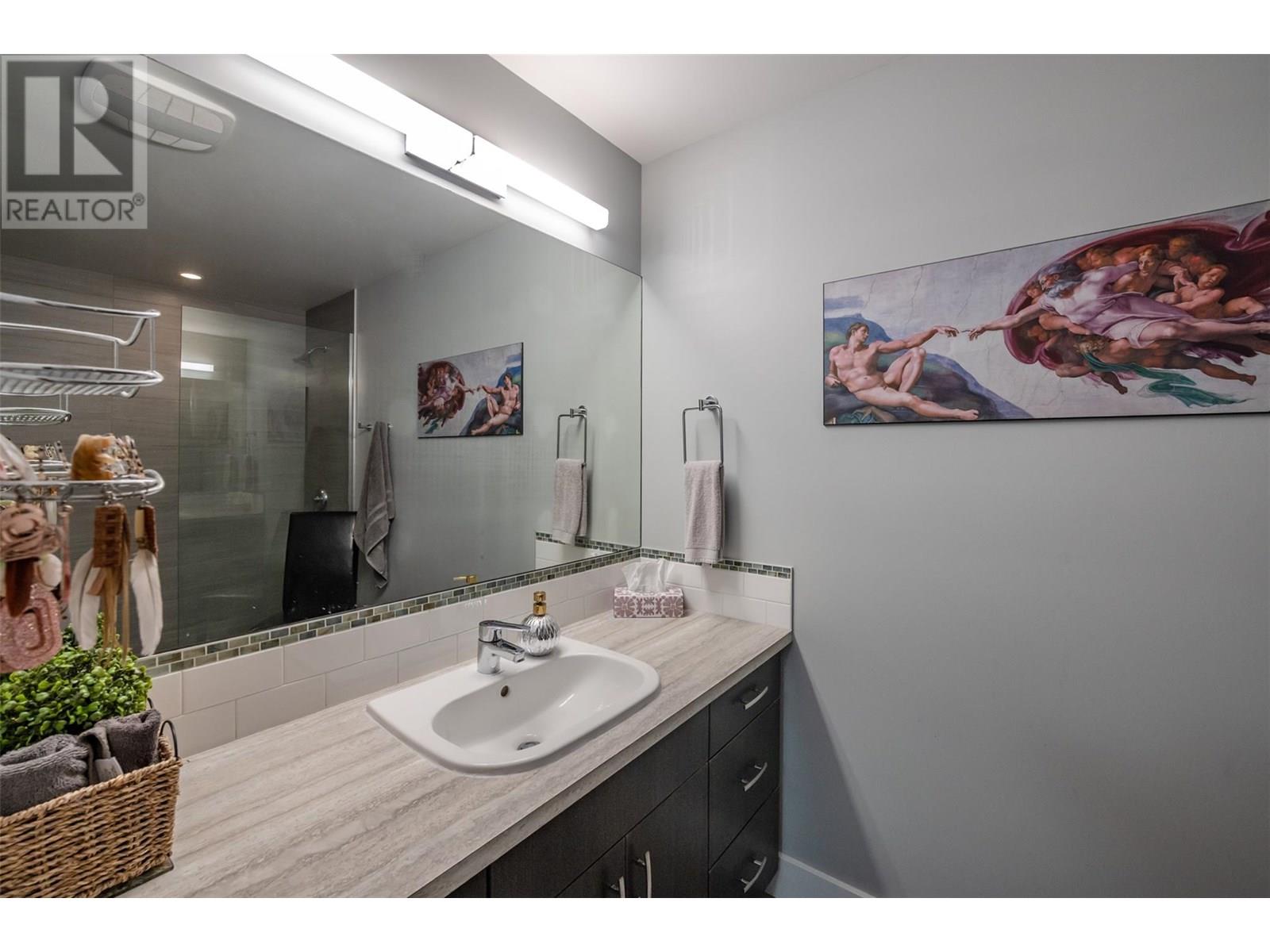  123 View Road, Penticton