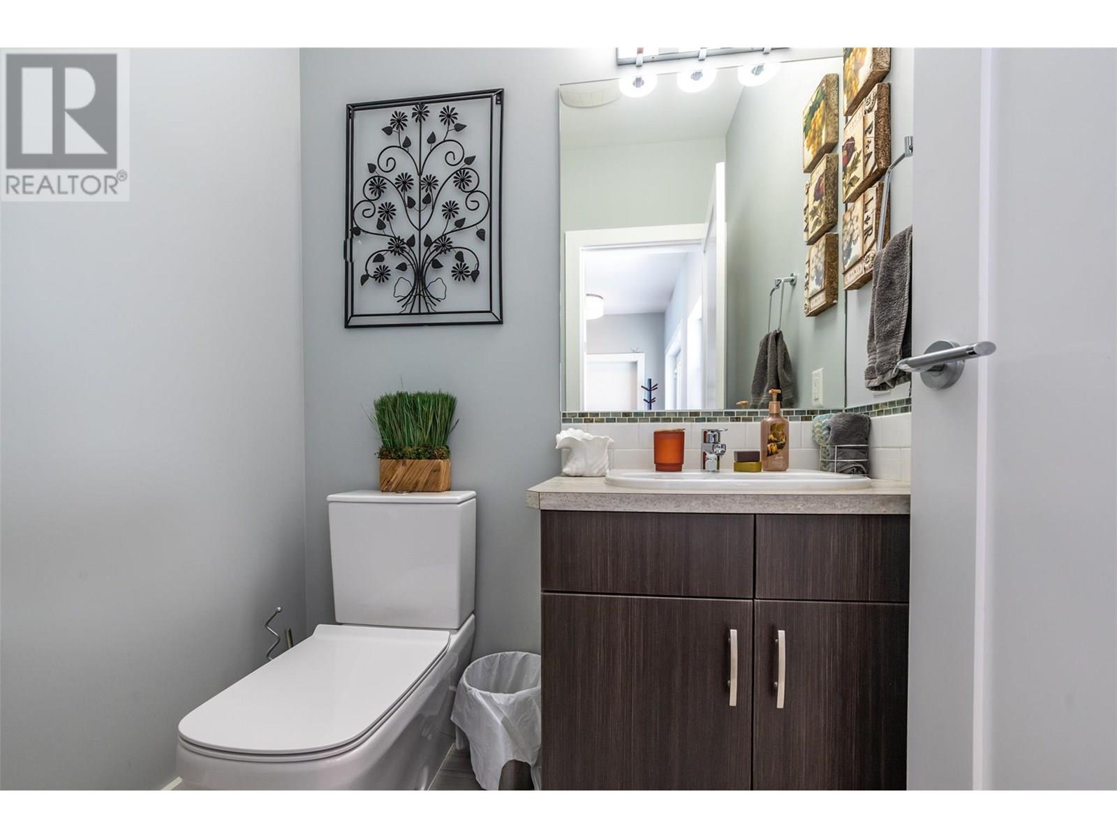  123 View Road, Penticton
