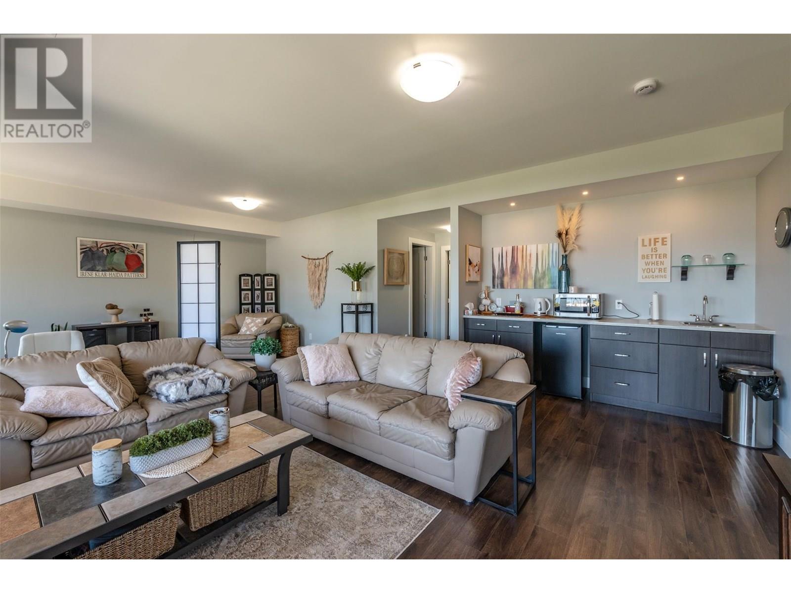  123 View Road, Penticton
