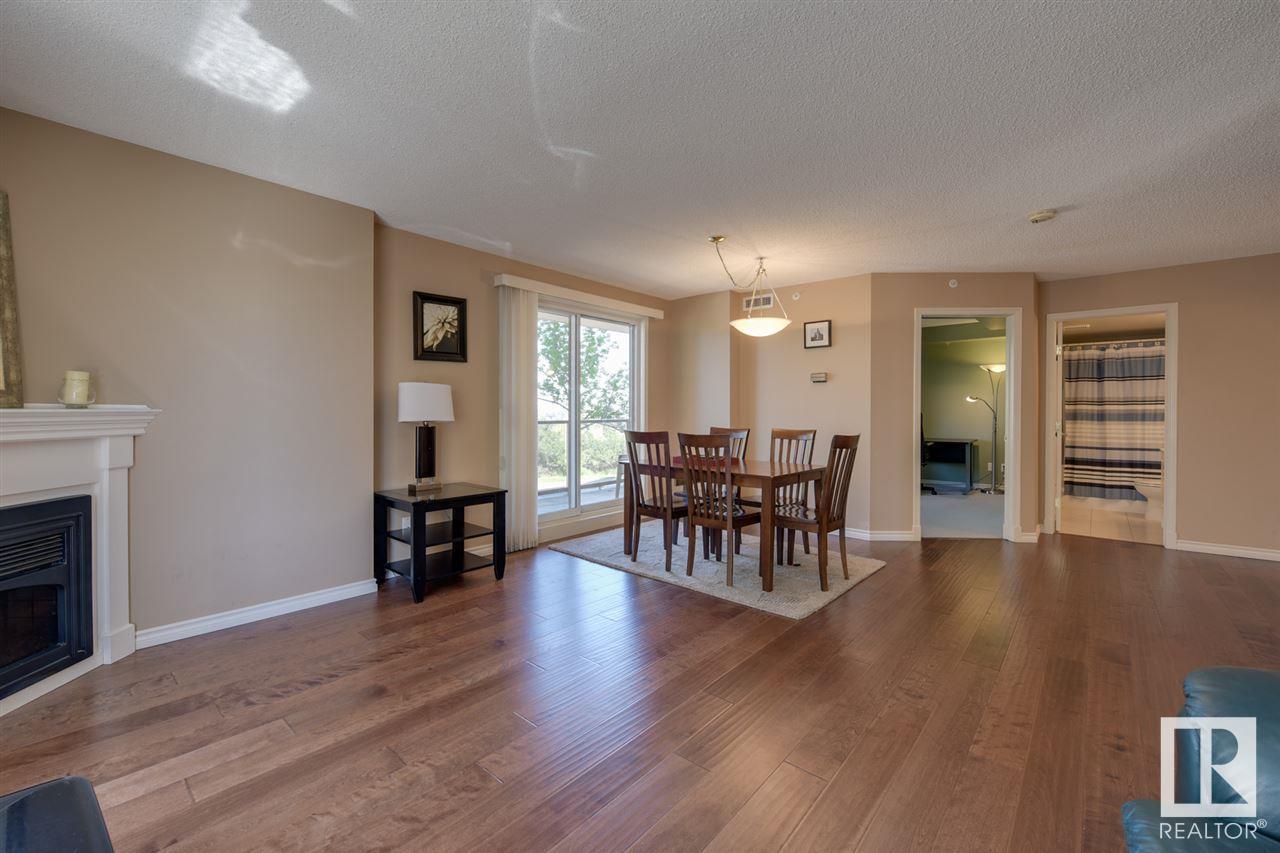 Photo 5 of 202 10649 Saskatchewan Dr Nw, Edmonton AB