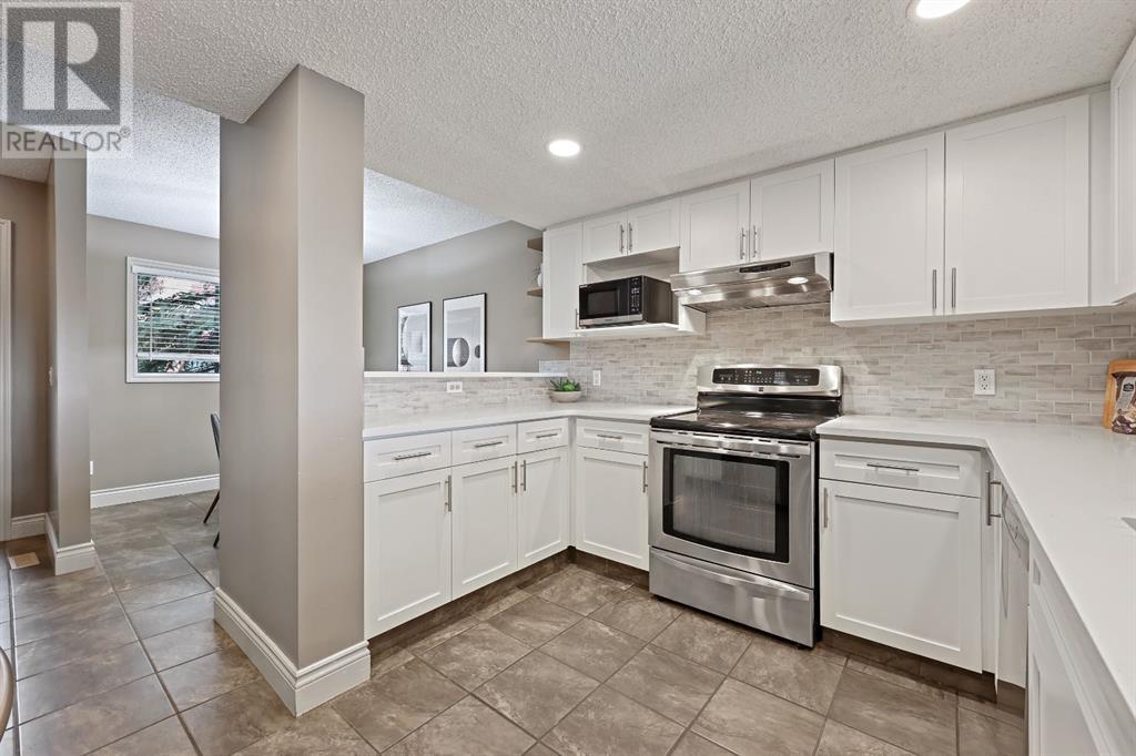Single Family House for Sale in   Patina Drive SW Patterson Calgary 