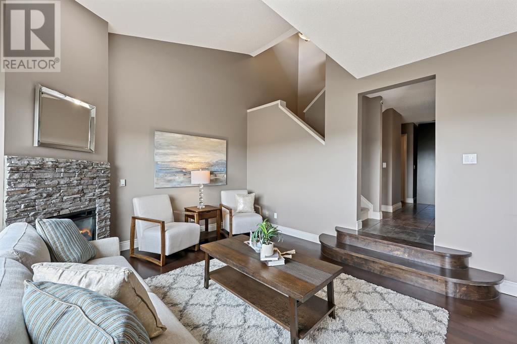 Single Family House for Sale in   Patina Drive SW Patterson Calgary 