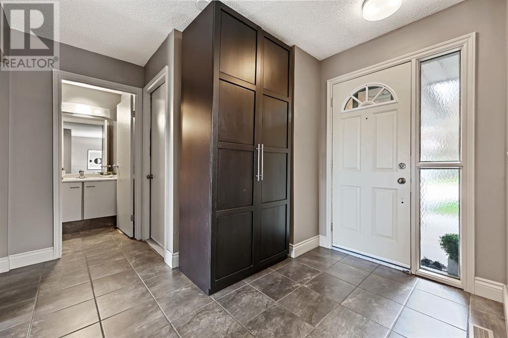 Single Family House for Sale in   Patina Drive SW Patterson Calgary 