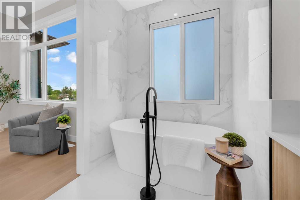 Single Family House for Sale in  Bowness Road NW Bowness Calgary 
