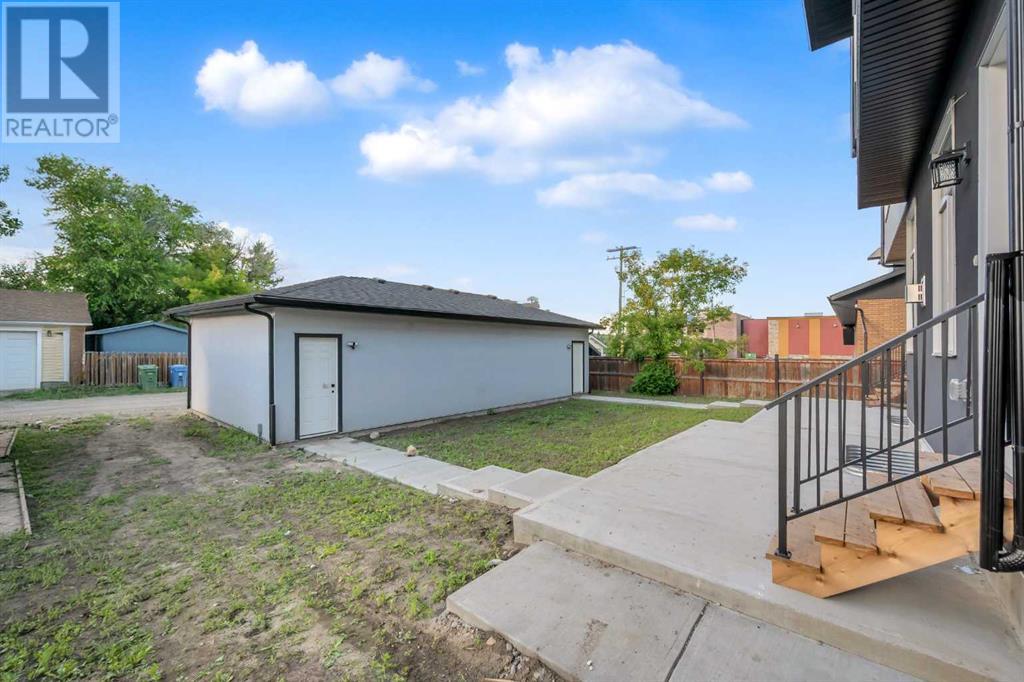 Single Family House for Sale in  Bowness Road NW Bowness Calgary 