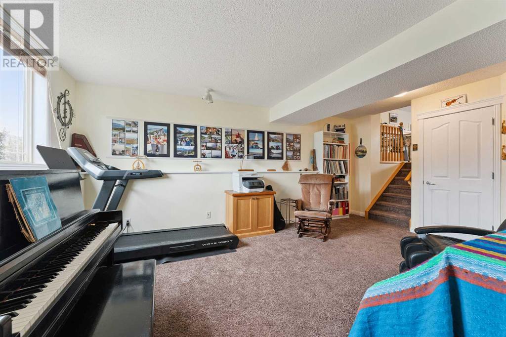 Single Family House 4 Level for Sale in  Prestwick Heath SE McKenzie Towne Calgary 