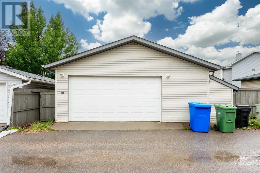 Single Family House 4 Level for Sale in  Prestwick Heath SE McKenzie Towne Calgary 