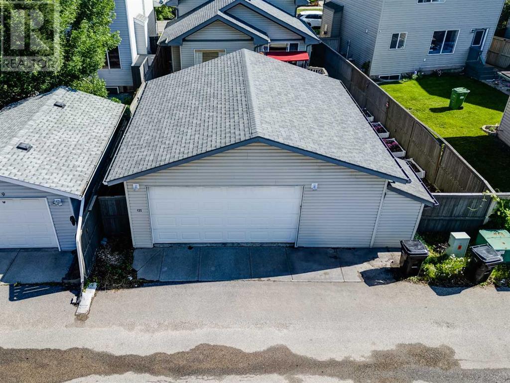 Single Family House 4 Level for Sale in  Prestwick Heath SE McKenzie Towne Calgary 