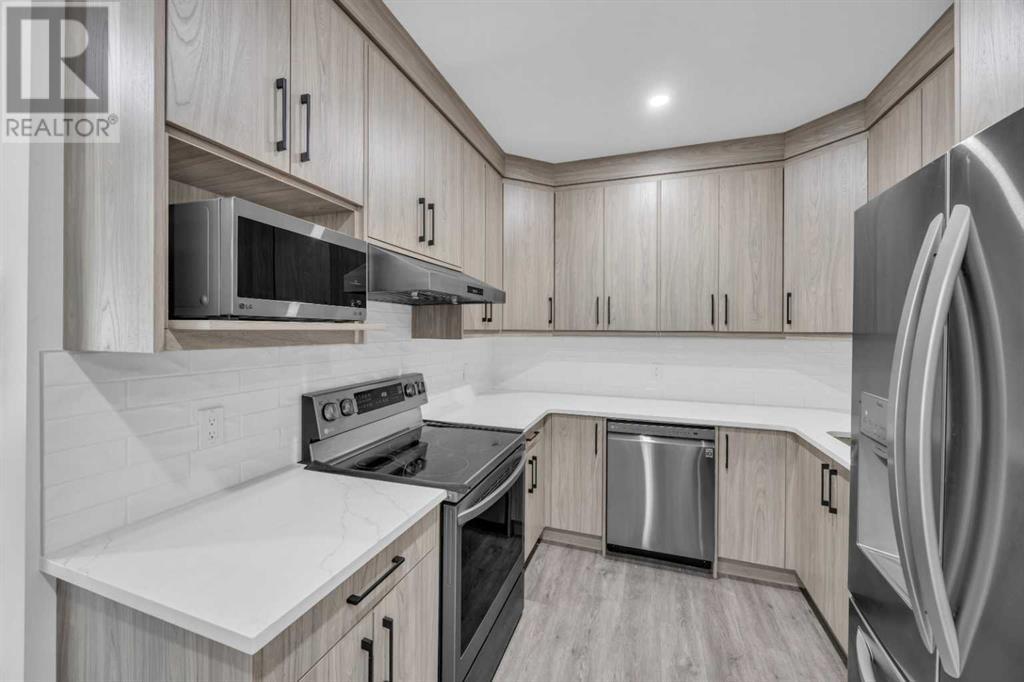 Single Family House for Sale in  Evanspark Circle NW Evanston Calgary 