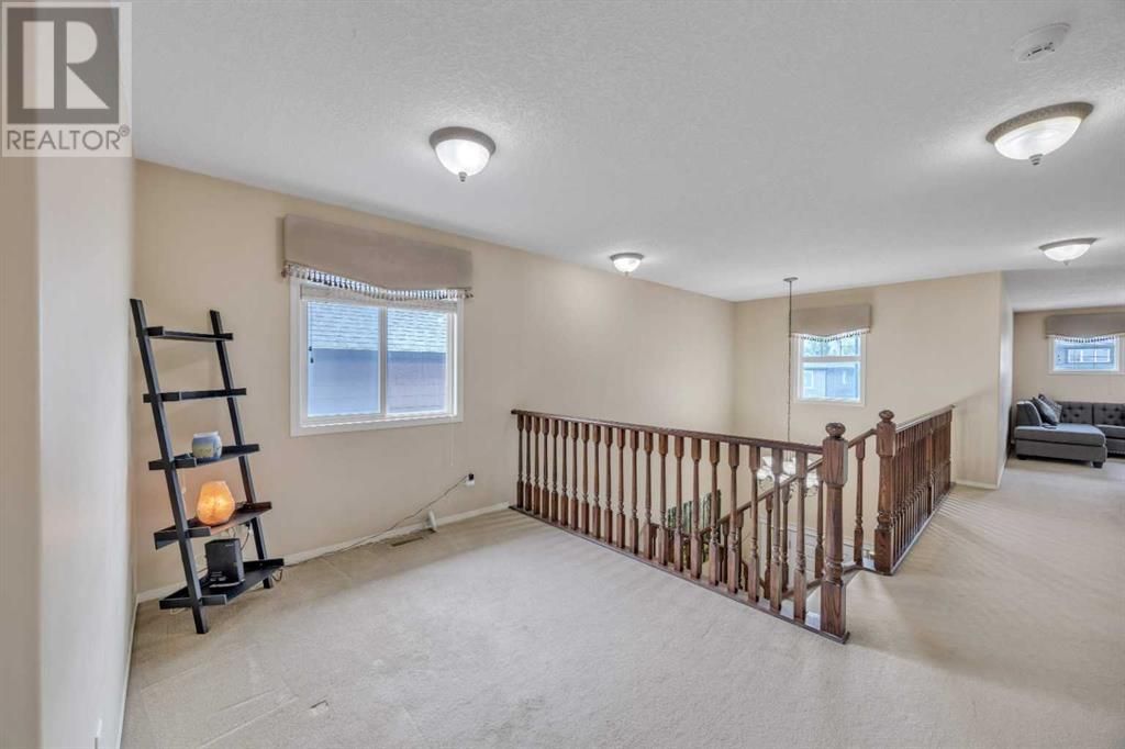 Single Family House for Sale in  Evanspark Circle NW Evanston Calgary 