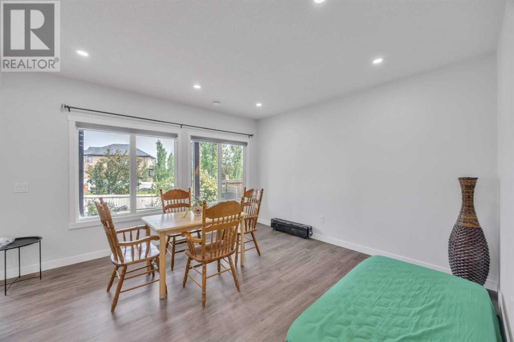 Single Family House for Sale in  Evanspark Circle NW Evanston Calgary 