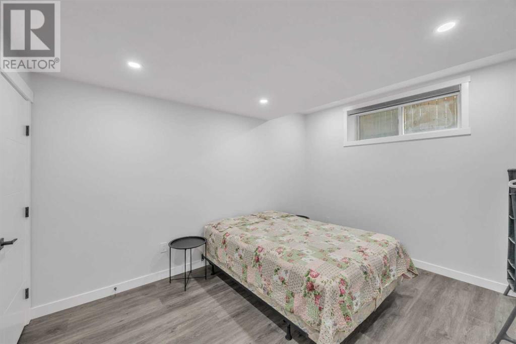 Single Family House for Sale in  Evanspark Circle NW Evanston Calgary 