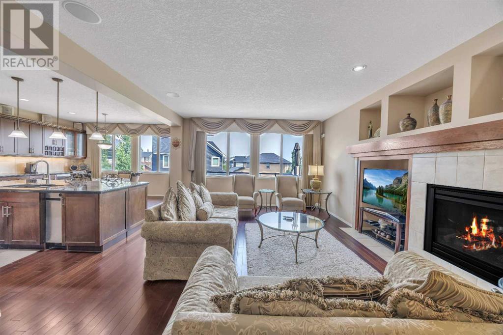 Single Family House for Sale in  Evanspark Circle NW Evanston Calgary 